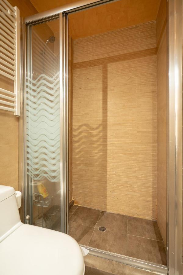 Acropolis Metro St.3 Bedrοοms 6 Persons Maisonette Athens Luaran gambar