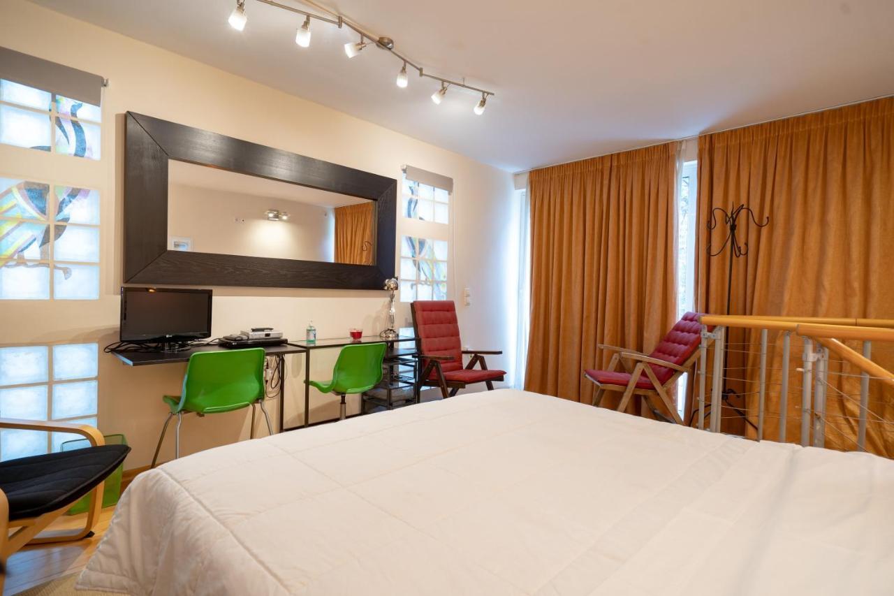 Acropolis Metro St.3 Bedrοοms 6 Persons Maisonette Athens Luaran gambar