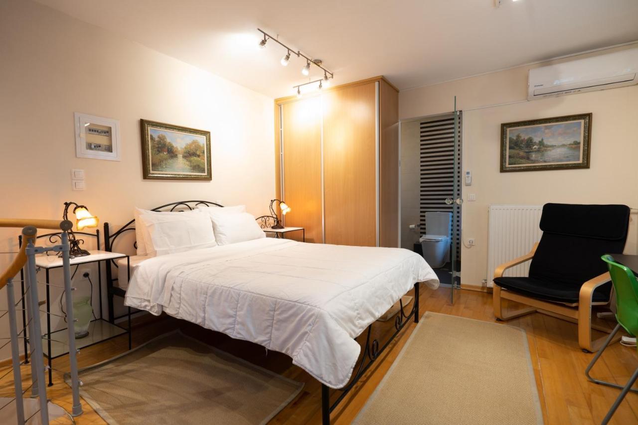 Acropolis Metro St.3 Bedrοοms 6 Persons Maisonette Athens Luaran gambar