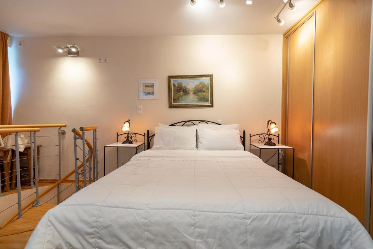 Acropolis Metro St.3 Bedrοοms 6 Persons Maisonette Athens Luaran gambar