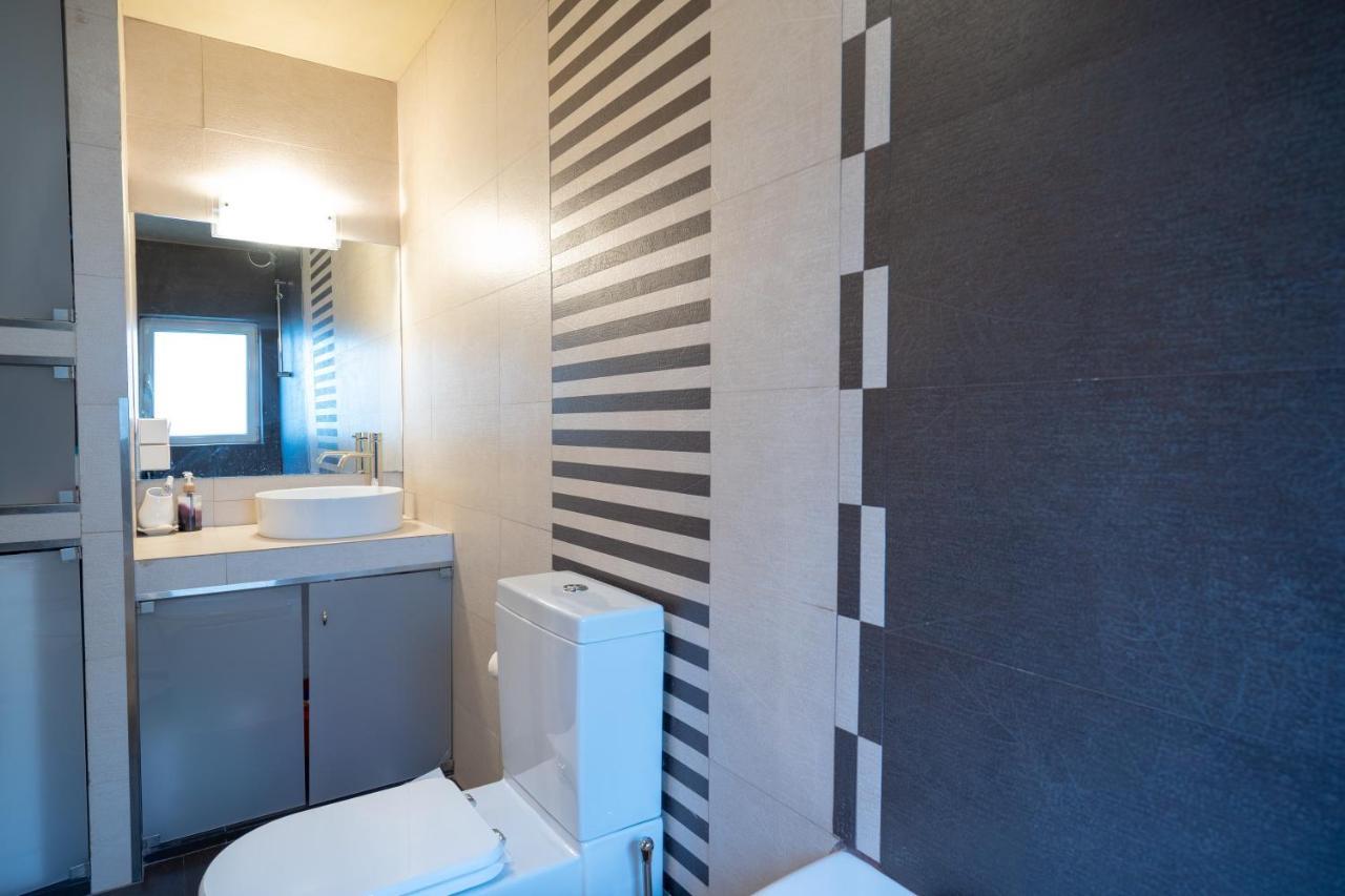 Acropolis Metro St.3 Bedrοοms 6 Persons Maisonette Athens Luaran gambar
